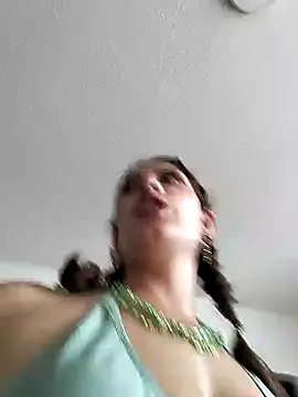 Alysson-- online show from February 5, 2025, 4:03 pm