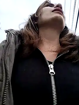 Alysson-- online show from March 4, 2025, 1:06 pm