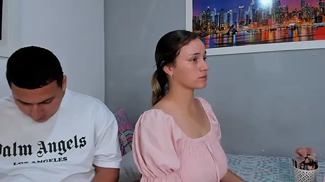 naughtyloverss online show from March 20, 2025, 3:14 pm