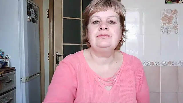 Snapshot of Ettie_Tonia chatting on March 5, 2025, 7:16 am Ettie Tonia online show from March 5, 2025, 7:16 am