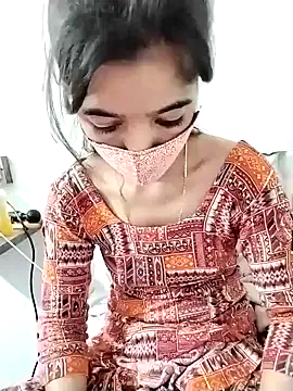 Snapshot of Cute-Ridhima chatting on December 28, 2024, 1:59 pm Cute-Ridhima online show from December 28, 2024, 1:59 pm
