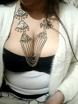 Snapshot of Dr_Kamsutra chatting on February 14, 2025, 5:36 pm Dr Kamsutra online show from February 14, 2025, 5:36 pm