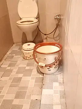 Snapshot of Dr_Kamsutra chatting on March 6, 2025, 4:52 am Dr Kamsutra online show from March 6, 2025, 4:52 am