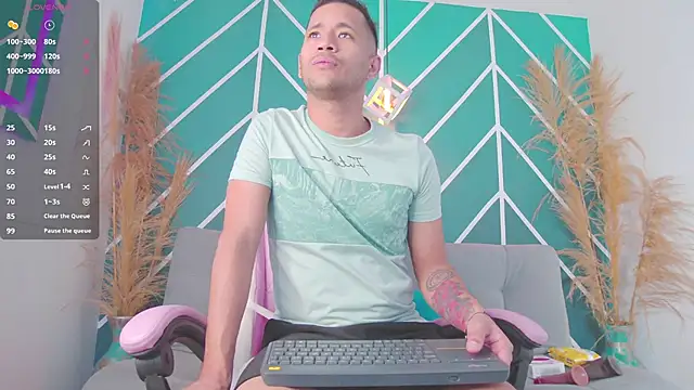 Snapshot of zaid_lion chatting on March 22, 2025, 1:08 pm zaid lion online show from March 22, 2025, 1:08 pm