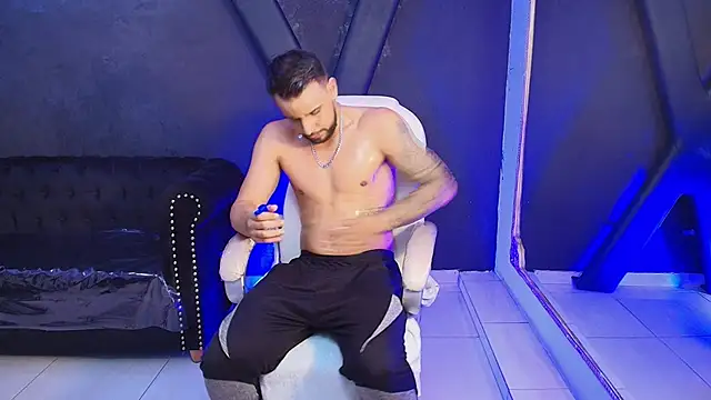 Snapshot of JackBlanco_ chatting on February 20, 2025, 8:36 pm JackBlanco online show from February 20, 2025, 8:36 pm