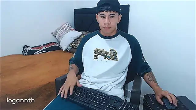 logannth online show from February 14, 2025, 4:41 pm