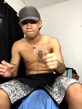 logannth online show from November 23, 2025, 9:36 pm