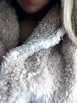 Snapshot of fofinhaa12 chatting on November 11, 2025, 5:13 pm fofinhaa12 online show from November 11, 2025, 5:13 pm