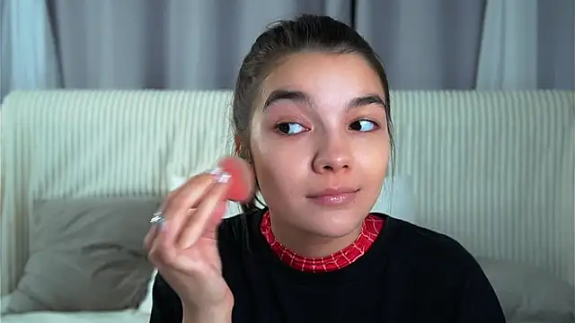 Snapshot of VeronaAppleberry chatting on September 30, 2025, 12:21 pm VeronaAppleberry online show from September 30, 2025, 12:21 pm