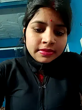 Nisha Cute online show from March 13, 2025, 2:05 am