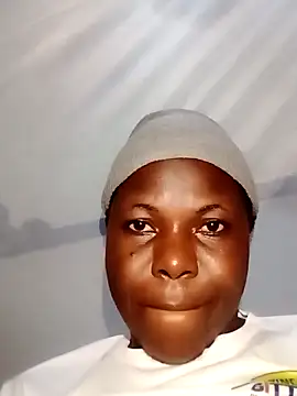 Snapshot of Danny_lady chatting on October 13, 2025, 5:57 pm Danny lady online show from October 13, 2025, 5:57 pm