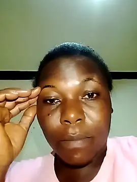 Snapshot of Danny_lady chatting on October 20, 2025, 5:02 pm Danny lady online show from October 20, 2025, 5:02 pm