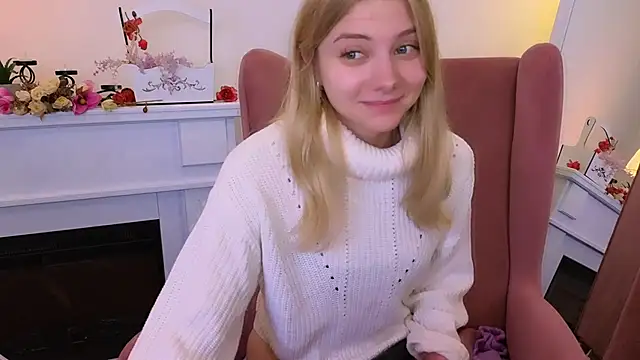 Snapshot of MirraBellanta chatting on January 17, 2025, 10:12 pm MirraBellanta online show from January 17, 2025, 10:12 pm
