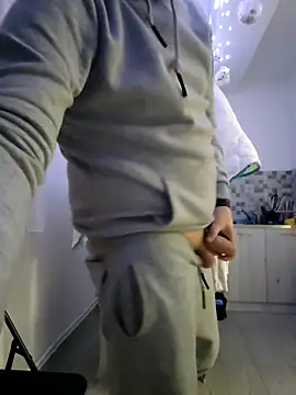 Snapshot of just_funhd chatting on December 23, 2024, 7:09 pm just funhd online show from December 23, 2024, 7:09 pm