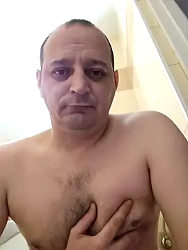 Snapshot of just_funhd chatting on January 6, 2025, 8:57 am just funhd online show from January 6, 2025, 8:57 am