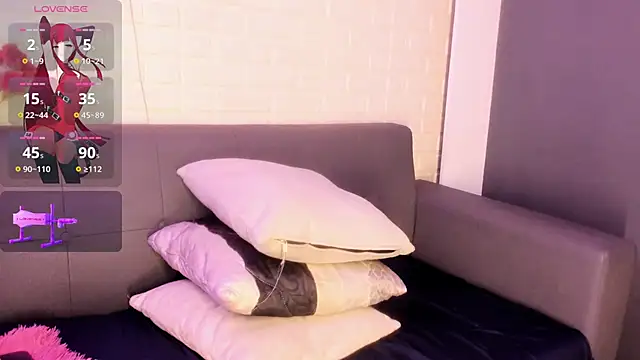 Snapshot of karina_gomez_18 chatting on October 20, 2025, 11:32 am karina gomez 18 online show from October 20, 2025, 11:32 am