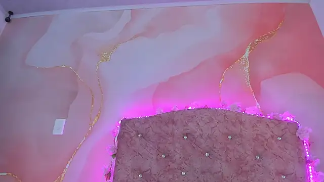 Bella  sweet online show from February 11, 2025, 6:44 pm