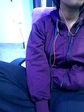 Snapshot of royaldoll-143 chatting on January 9, 2025, 3:23 pm royaldoll-143 online show from January 9, 2025, 3:23 pm