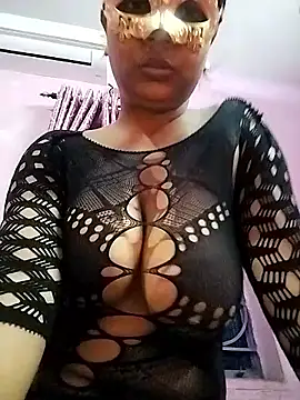 Snapshot of royaldoll-143 chatting on October 27, 2025, 5:06 pm royaldoll-143 online show from October 27, 2025, 5:06 pm