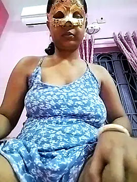 Snapshot of royaldoll-143 chatting on October 29, 2025, 3:14 pm royaldoll-143 online show from October 29, 2025, 3:14 pm