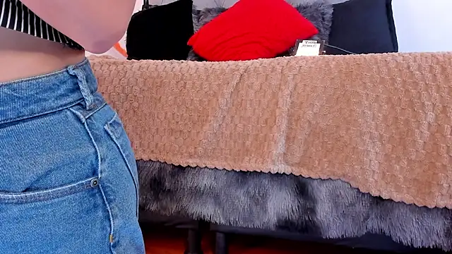 Nami sunny online show from October 30, 2025, 7:03 pm