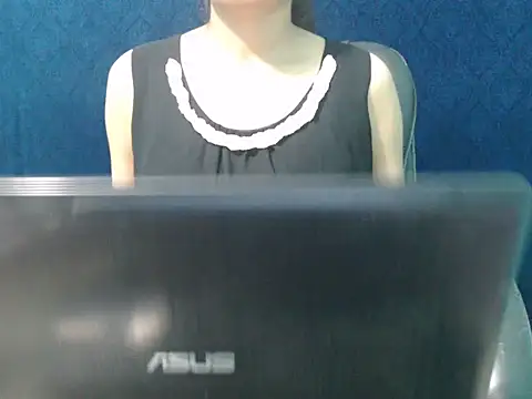 Snapshot of Yashi chatting on September 18, 2025, 6:32 pm Yashi online show from September 18, 2025, 6:32 pm