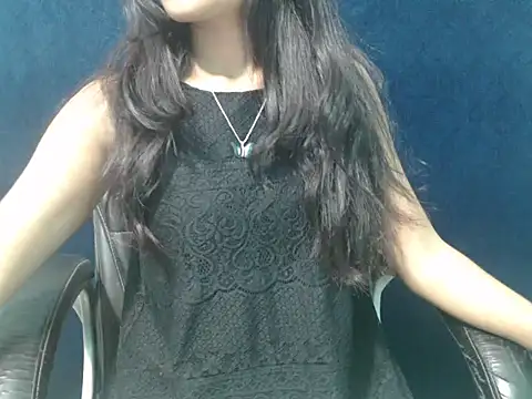 Yashi online show from November 25, 2025, 1:33 pm