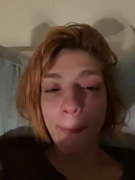 spacegirlll online show from December 20, 2025, 3:13 am