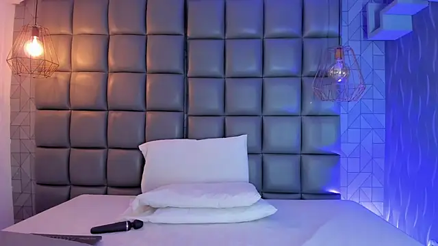 Snapshot of mile_uribe chatting on March 5, 2025, 3:51 am mile uribe online show from March 5, 2025, 3:51 am