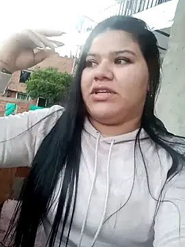 Snapshot of mile_uribe chatting on October 8, 2025, 10:51 pm mile uribe online show from October 8, 2025, 10:51 pm