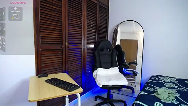 Snapshot of karoll_marquez chatting on February 5, 2025, 6:37 pm karoll marquez online show from February 5, 2025, 6:37 pm