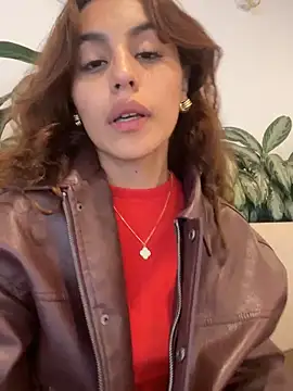 Katee Jones online show from November 30, 2025, 8:13 pm