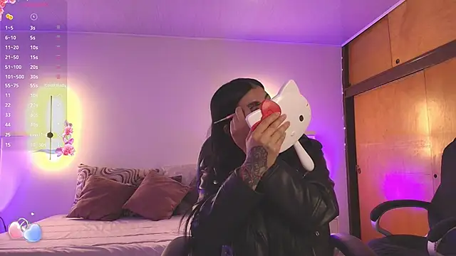 Snapshot of _gaby2 chatting on September 15, 2025, 11:43 am gaby2 online show from September 15, 2025, 11:43 am