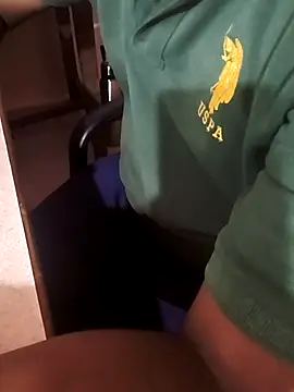 Snapshot of manoj_master chatting on October 29, 2025, 5:14 pm manoj master online show from October 29, 2025, 5:14 pm