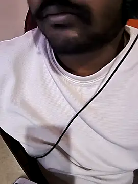 Snapshot of manoj_master chatting on November 6, 2025, 5:25 pm manoj master online show from November 6, 2025, 5:25 pm