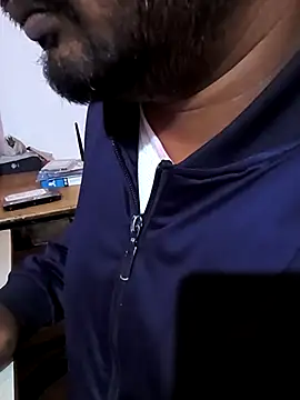 Snapshot of manoj_master chatting on December 13, 2025, 7:53 pm manoj master online show from December 13, 2025, 7:53 pm