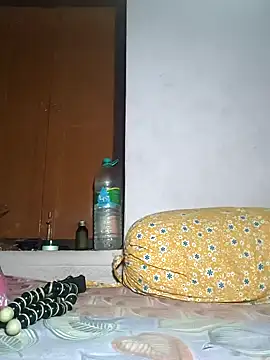 Snapshot of IndianRima chatting on February 17, 2025, 2:42 am IndianRima online show from February 17, 2025, 2:42 am
