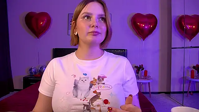 DianeMills online show from February 19, 2025, 10:09 pm