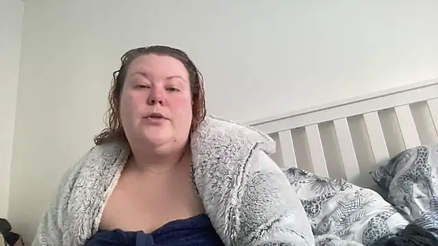 Snapshot of Busty-BBW-Emilie chatting on March 9, 2025, 4:00 pm Busty-BBW-Emilie online show from March 9, 2025, 4:00 pm