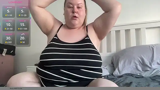 Snapshot of Busty-BBW-Emilie chatting on September 18, 2025, 3:25 pm Busty-BBW-Emilie online show from September 18, 2025, 3:25 pm