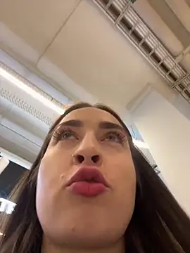 Holly Play online show from December 25, 2024, 9:24 am