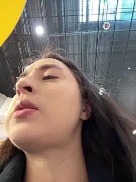 Holly Play online show from March 20, 2025, 10:10 am