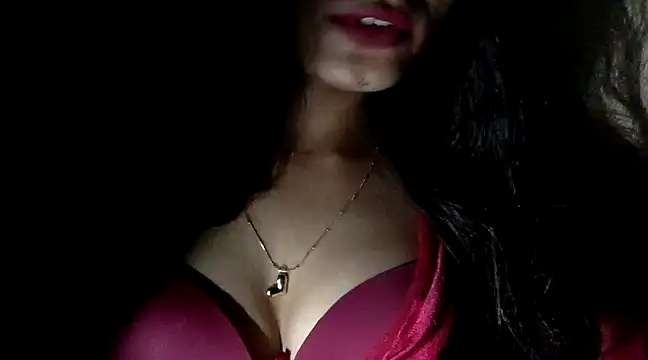 krati74 online show from December 20, 2024, 4:36 pm