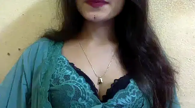 krati74 online show from December 24, 2024, 7:11 pm