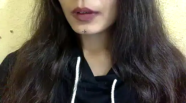 krati74 online show from January 16, 2025, 5:55 pm