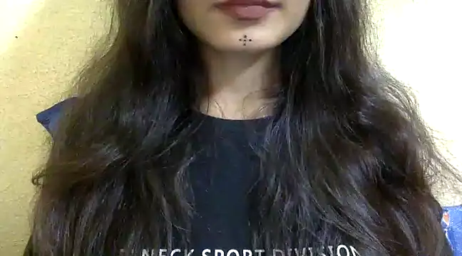 krati74 online show from January 27, 2025, 7:03 pm