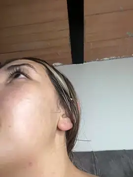 Iris lee online show from February 21, 2025, 4:16 pm