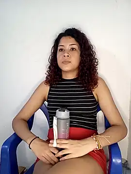 Snapshot of Caccau_scorpion chatting on February 19, 2025, 9:03 pm Caccau scorpion online show from February 19, 2025, 9:03 pm