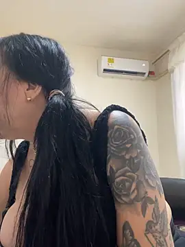 Snapshot of eva_sexx69 chatting on October 6, 2025, 12:02 pm eva sexx69 online show from October 6, 2025, 12:02 pm