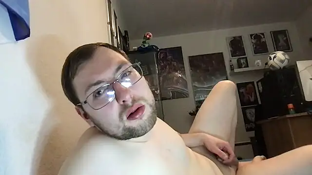 Snapshot of tipico0799 chatting on March 2, 2025, 7:43 am tipico0799 online show from March 2, 2025, 7:43 am